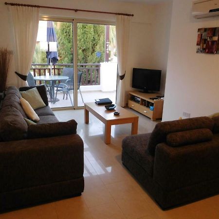 Vanessa 2 Bedroom Apartment Paphos Exterior photo